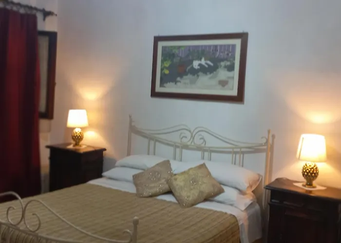 Bed and Breakfast A Due Passi Dal Castello Vignanello